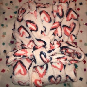 - V E R A B R A D L E Y • Fleece ROBE